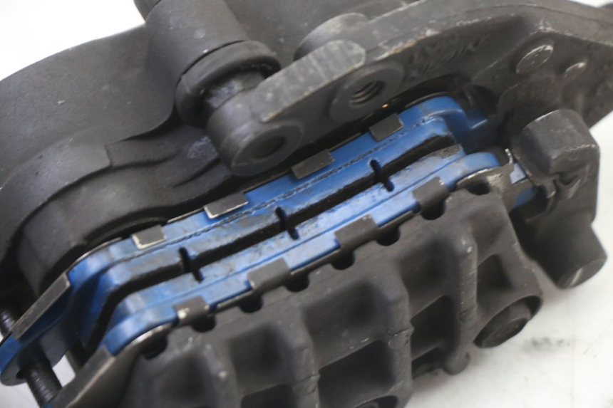 photo de FRONT BRAKE CALIPER HONDA ST PAN EUROPEAN 1300 (2002 - 2013)