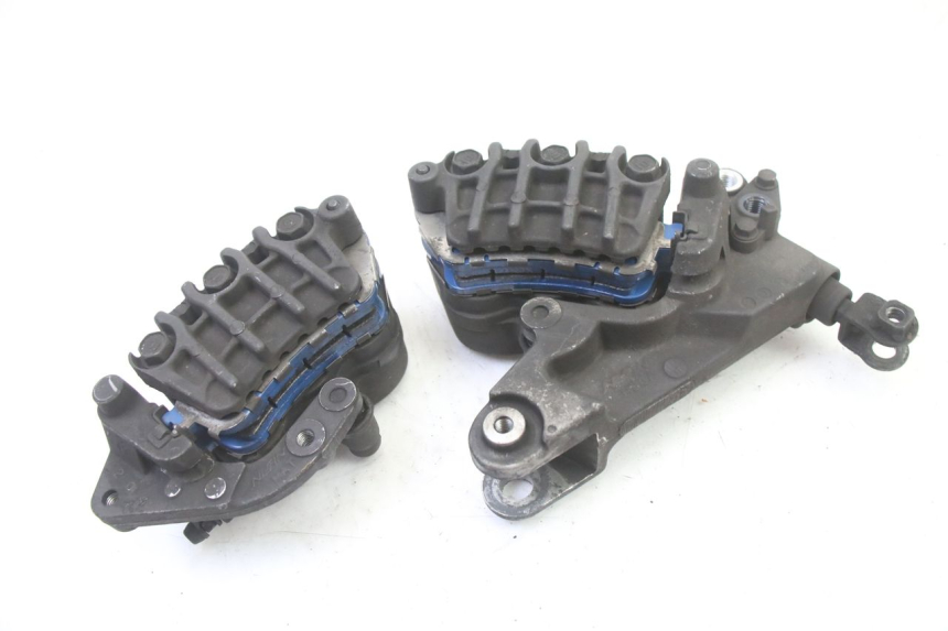 photo de FRONT BRAKE CALIPER HONDA ST PAN EUROPEAN 1300 (2002 - 2013)