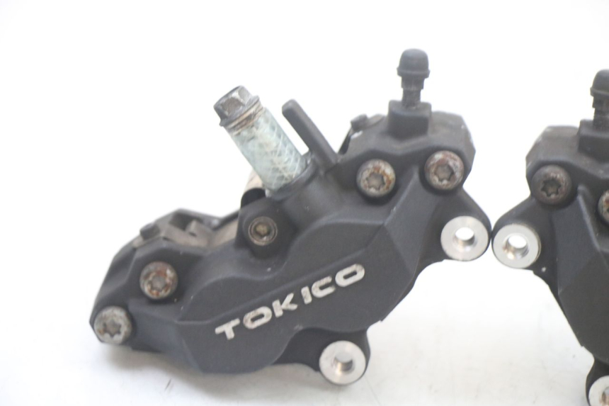 photo de FRONT BRAKE CALIPER SUZUKI GSX F GSXF 650 (2007 - 2015)