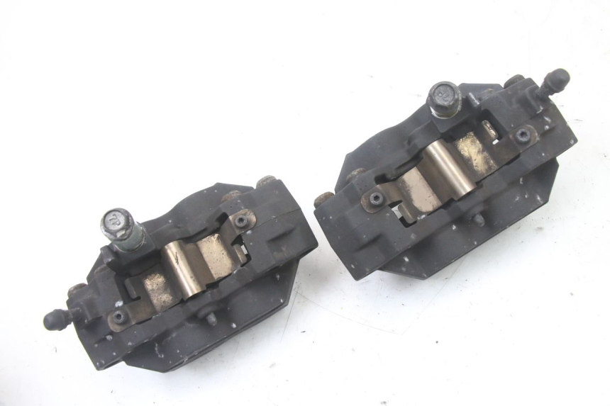 photo de FRONT BRAKE CALIPER SUZUKI GSX F GSXF 650 (2007 - 2015)