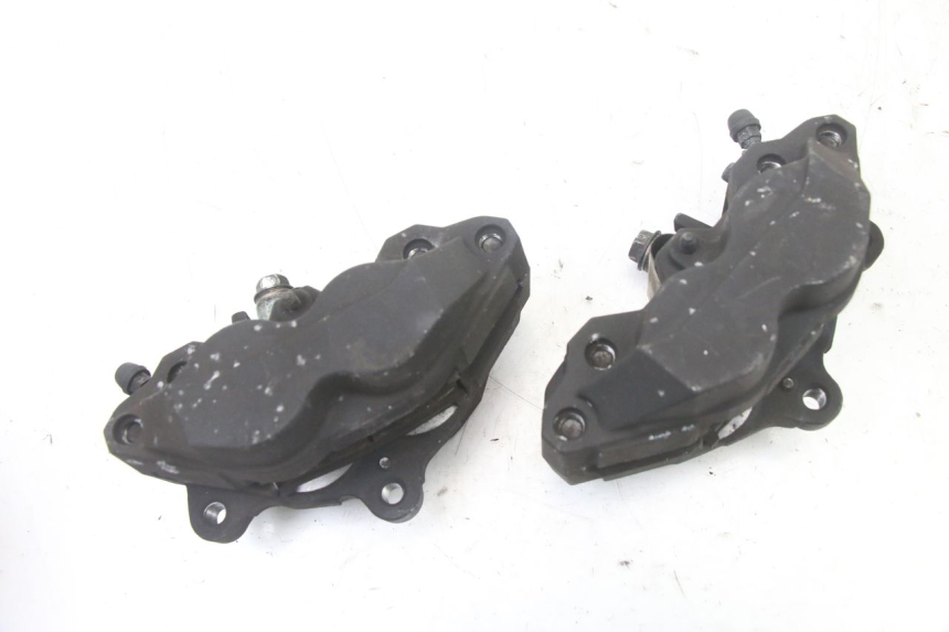 photo de FRONT BRAKE CALIPER SUZUKI GSX F GSXF 650 (2007 - 2015)