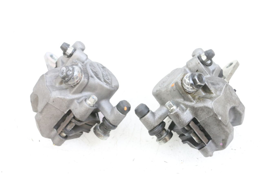 photo de FRONT BRAKE CALIPER YAMAHA TRICITY 300 (2020 - 2024) - Surface and material condition