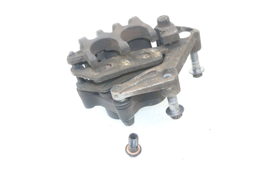 photo de FRONT BRAKE CALIPER YAMAHA XMAX X-MAX ABS 125 (2014 - 2016) - Alternative perspective