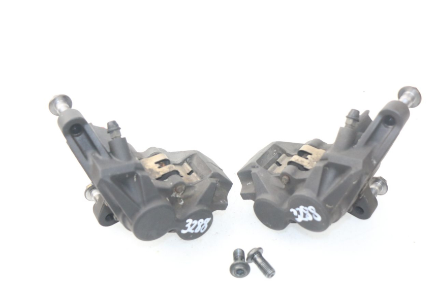 photo de FRONT BRAKE CALIPER YAMAHA TDM ABS 900 (2002 - 2014)