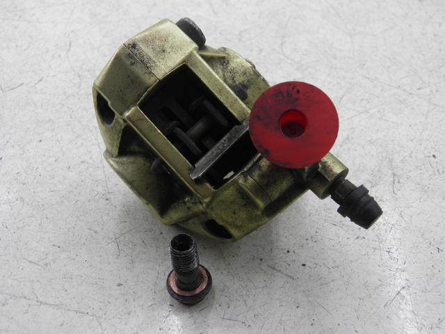 photo de FRONT BRAKE CALIPER YAMAHA YN NEO'S 50 (1997 - 2004)