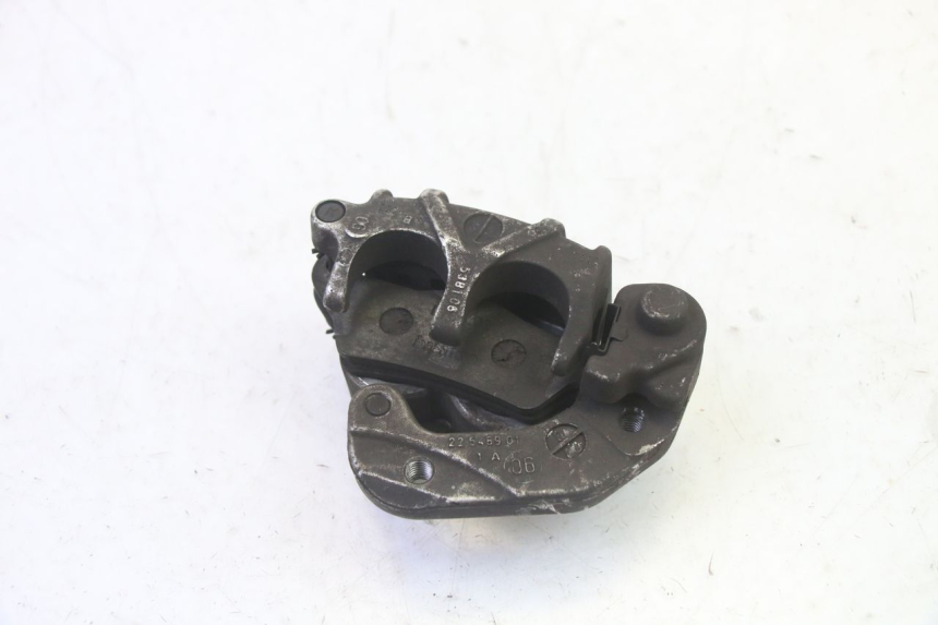 photo de FRONT BRAKE CALIPER YAMAHA YP MAJESTY 125 (2007 - 2010)