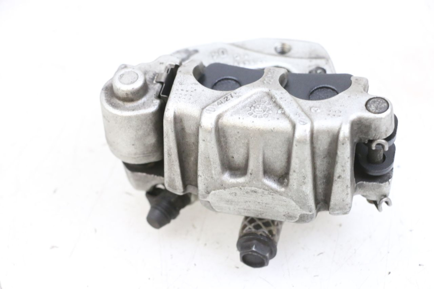 photo de FRONT BRAKE CALIPER YAMAHA YP MAJESTY 125 (2002 - 2006) - Component detail