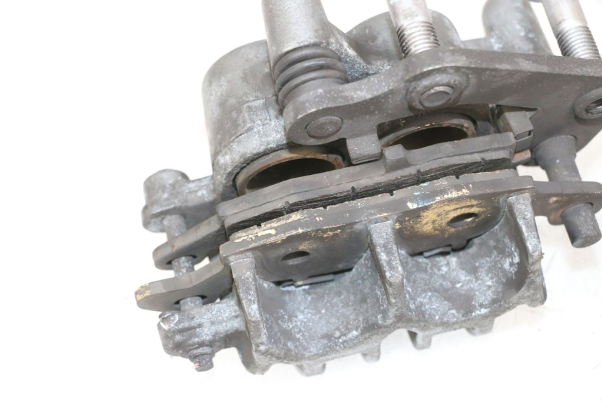 photo de FRONT BRAKE CALIPER KAWASAKI ZR 7 750 (1999 - 2001) - Alternative perspective