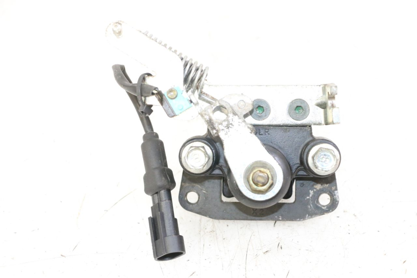photo de BRAKE CALIPER ROLL LOCK PIAGGIO MP3 125 (2006 - 2014)