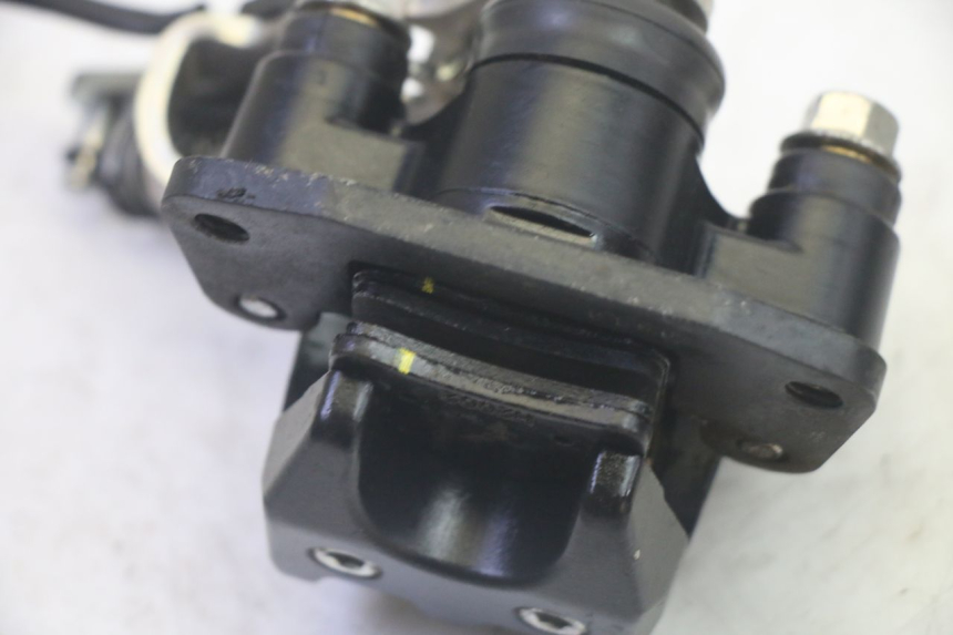 photo de BRAKE CALIPER ROLL LOCK PIAGGIO MP3 RL 250 (2007 - 2010) - Surface and material condition