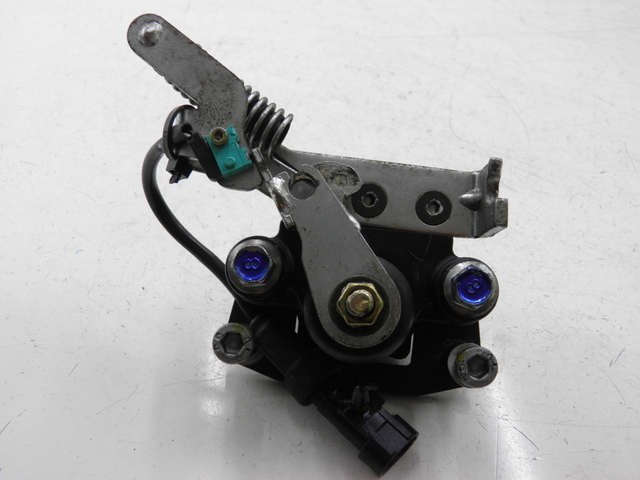 photo de ROLL LOCK CALIPER PIAGGIO MP3 RL 125 (2006 - 2014) - Surface and material condition