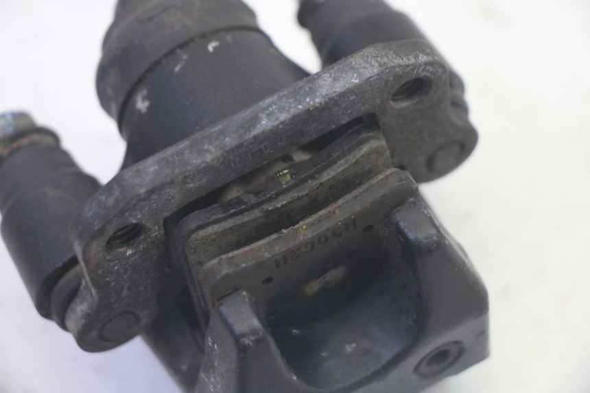 photo de PARKING CALIPER PIAGGIO MP3 HPE 350 (2018 - 2020) - Fixing points details