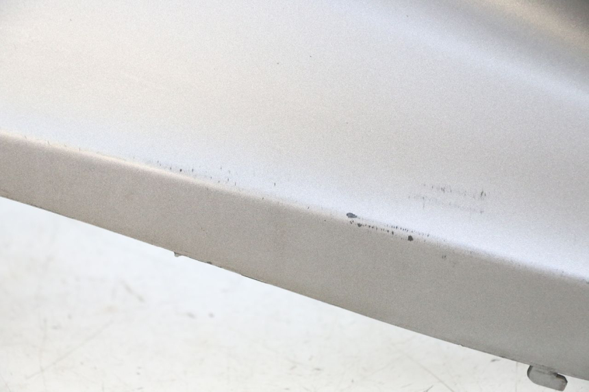 photo de FRONT FAIRING SUZUKI BURGMAN 650 (2013 - 2020)