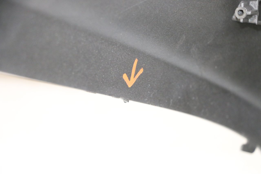 photo de FRONT FAIRING SUZUKI BURGMAN 650 (2013 - 2020)