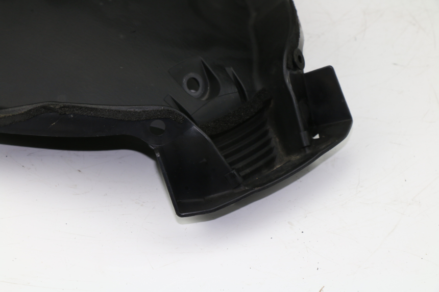 photo de INNER FRONT FAIRING SUZUKI AN BURGMAN 400 (1999 - 2005)