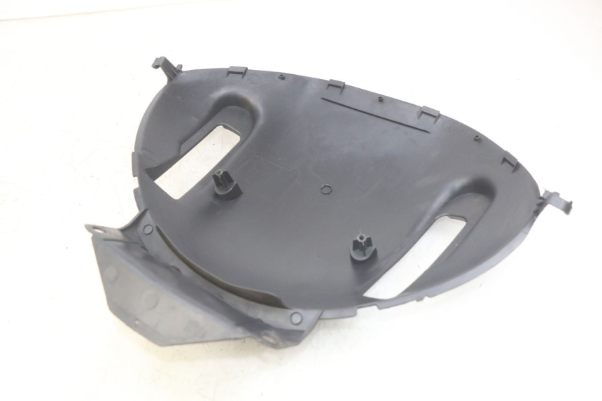 photo de INNER FRONT PANEL SUZUKI BURGMAN 650 (2002 - 2004)