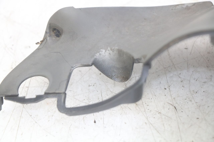 photo de INNER FRONT PANEL HONDA FES PANTHEON 2T 125 (1998 - 2002)