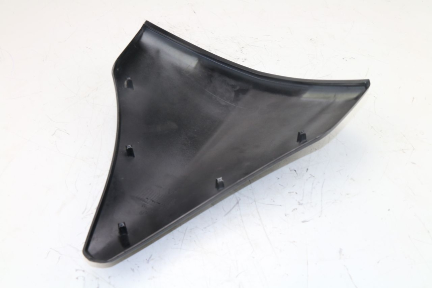 photo de INNER FRONT FAIRING PIAGGIO X10 500 (2012 - 2018)