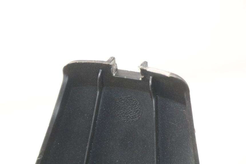 photo de INNER FRONT FAIRING PEUGEOT SATELIS 300 (2012 - 2015)
