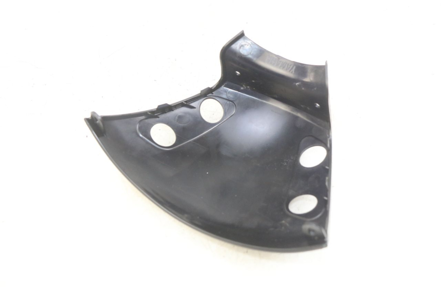 photo de INNER FRONT PANEL YAMAHA HW XENTER 125 (2011 - 2017)