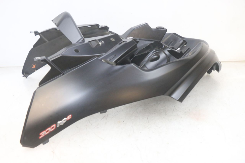 photo de FRONT FAIRING PIAGGIO MP3 HPE 300 (2019 - 2026) - Main view