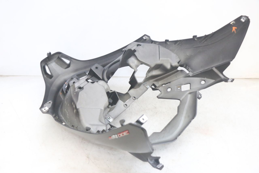 photo de FRONT FAIRING PIAGGIO MP3 HPE 300 (2019 - 2026) - Markings and original references