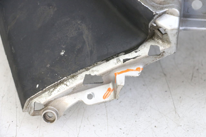 photo de FRONT FAIRING PIAGGIO MP3 125 (2006 - 2014)