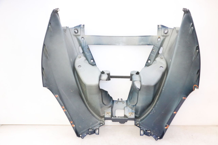 photo de FRONT FAIRING PIAGGIO MP3 RL 250 (2007 - 2010)