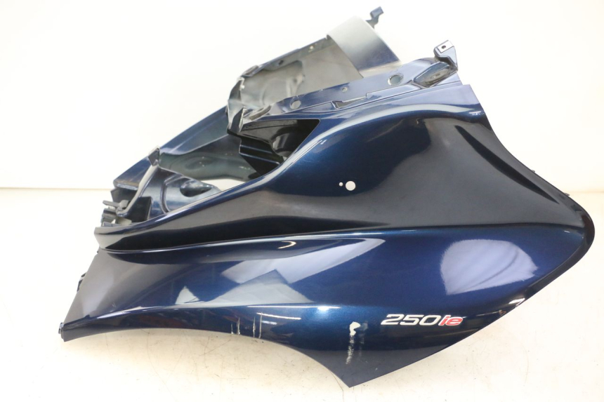photo de FRONT FAIRING PIAGGIO MP3 RL 250 (2007 - 2010)