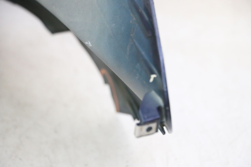 photo de FRONT FAIRING PIAGGIO MP3 RL 250 (2007 - 2010)