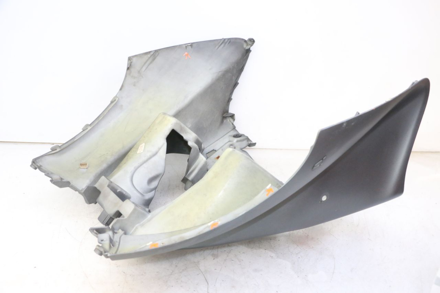 photo de FRONT FAIRING PIAGGIO MP3 500 (2011 - 2015)