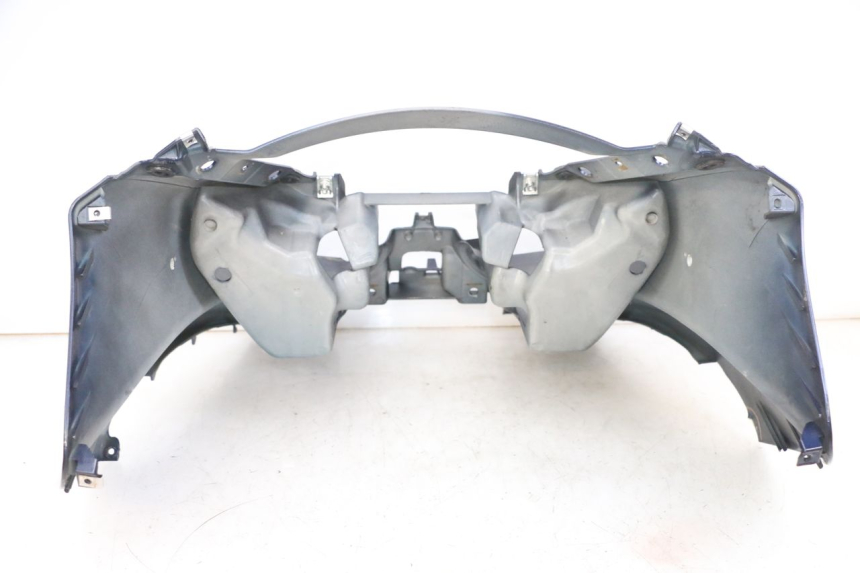 photo de FRONT FAIRING PIAGGIO MP3 RL 250 (2006 - 2010) - Alternative angle