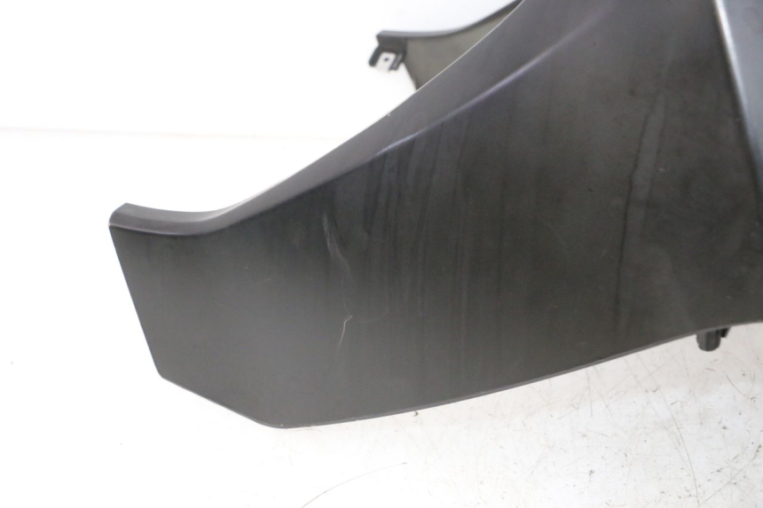 photo de FRONT PANEL PIAGGIO NEW TYPHOON 50 (2018 - 2021) - Distinctive features