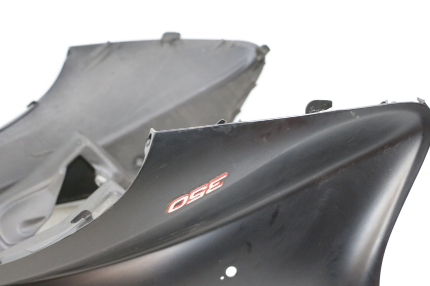 photo de FRONT FAIRING PIAGGIO MP3 HPE 350 (2018 - 2020)