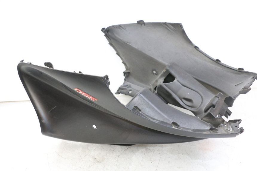 photo de FRONT FAIRING PIAGGIO MP3 HPE 350 (2018 - 2020)