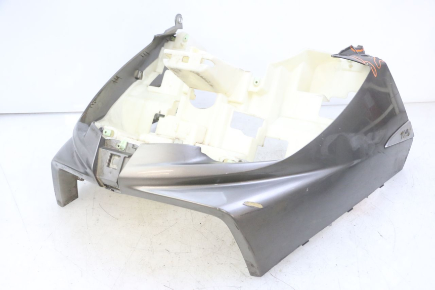 photo de FRONT FAIRING PEUGEOT SATELIS 125 (2013 - 2018)
