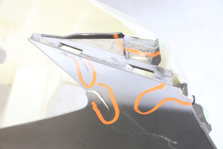 photo de FRONT FAIRING PEUGEOT SATELIS 125 (2013 - 2018)