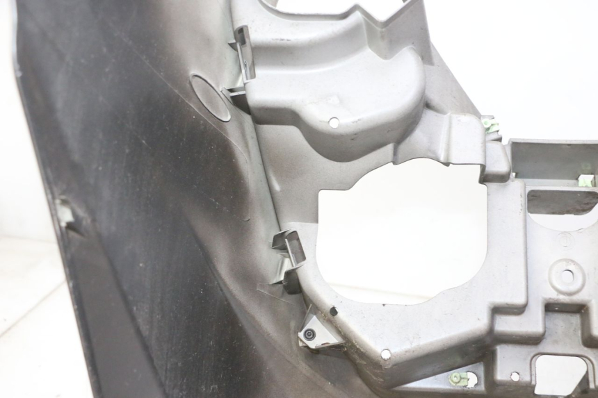 photo de FRONT FAIRING PEUGEOT SATELIS 125 (2006 - 2009)