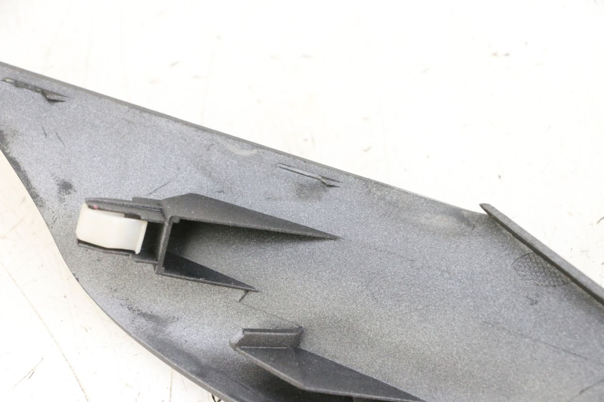 photo de UPPER FRONT FACE SUZUKI BURGMAN 650 (2013 - 2020)