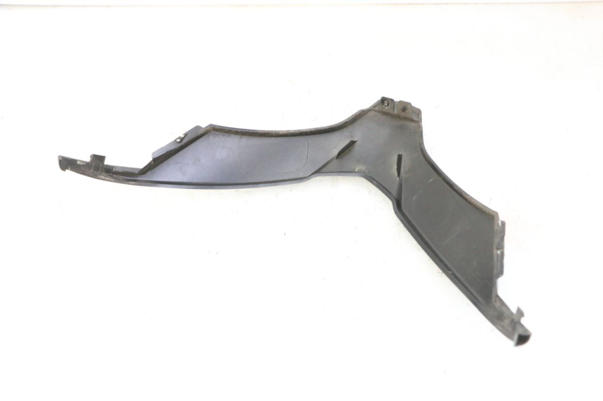 photo de UPPER FRONT FAIRING PEUGEOT CITYSTAR 50 (2013 - 2017)