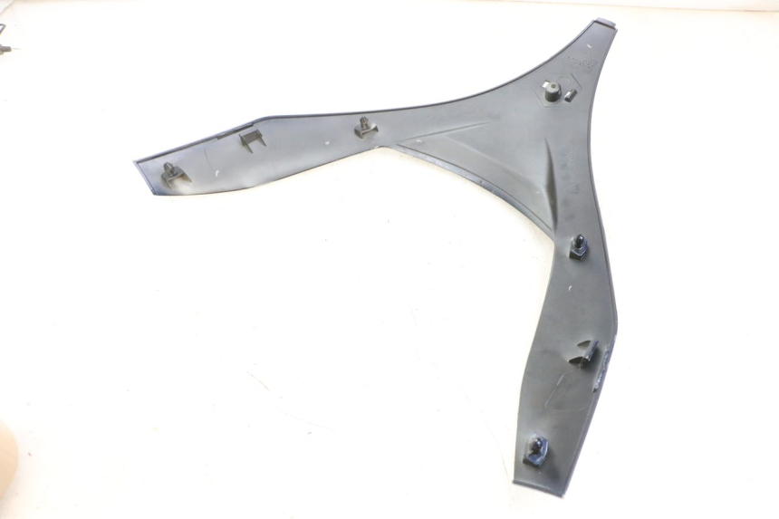 photo de UPPER FRONT FAIRING PIAGGIO MP3 RL 250 (2007 - 2010) - Product overview