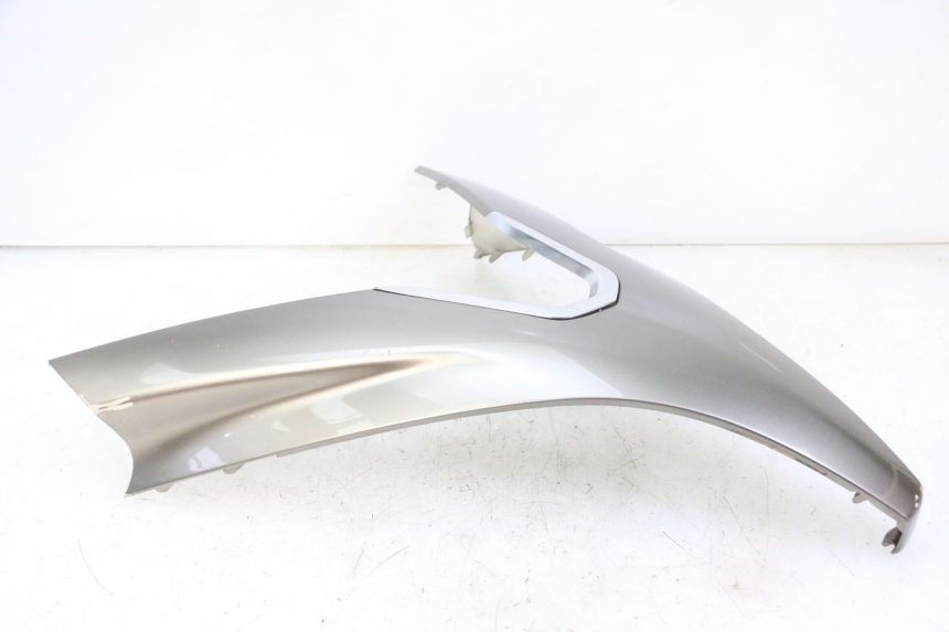 photo de UPPER FRONT FAIRING PEUGEOT SATELIS 125 (2013 - 2018)
