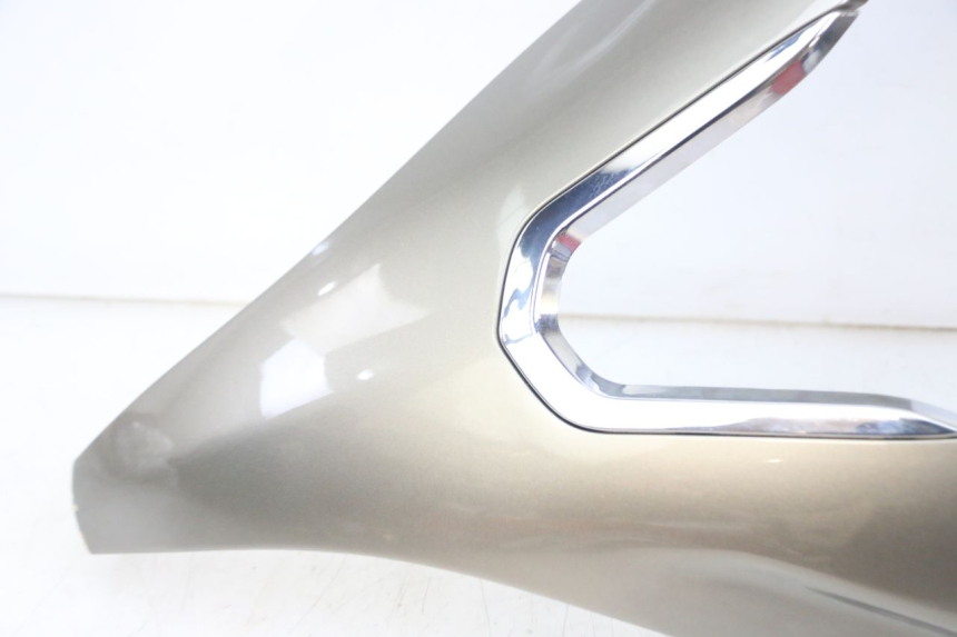 photo de UPPER FRONT FAIRING PEUGEOT SATELIS 125 (2013 - 2018)