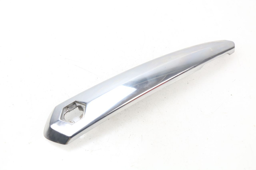 photo de UPPER FRONT FAIRING PIAGGIO BEVERLY 500 (2003 - 2007)