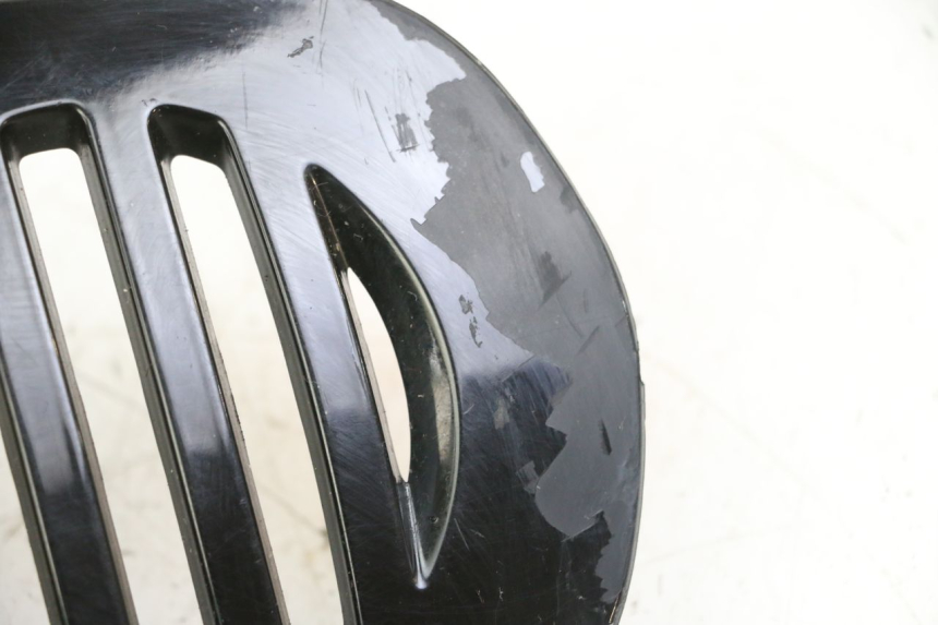 photo de UPPER FRONT FAIRING PIAGGIO VESPA GRANTURISMO 200 (2004 - 2005)