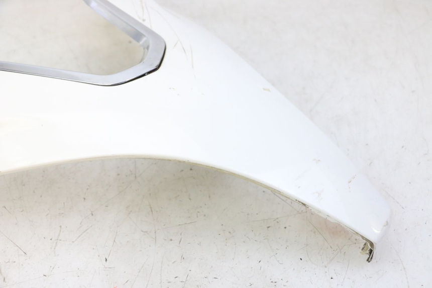 photo de UPPER FRONT PANEL PEUGEOT SATELIS 125 (2010 - 2012) - Markings and original references