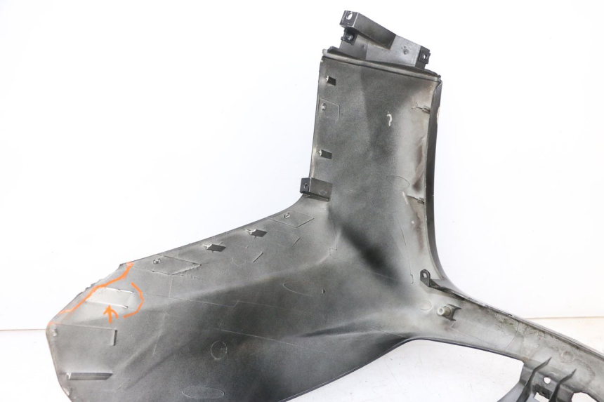 photo de FRONT PANEL YAMAHA XMAX X-MAX 125 (2006 - 2009) - Alternative angle