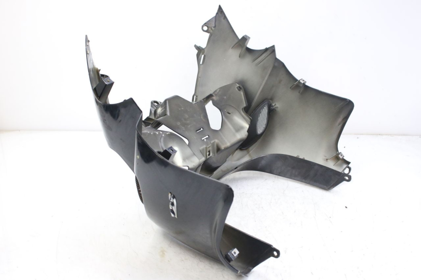 photo de FRONT PANEL PIAGGIO X9 EVOLUTION 125 (2003 - 2007)