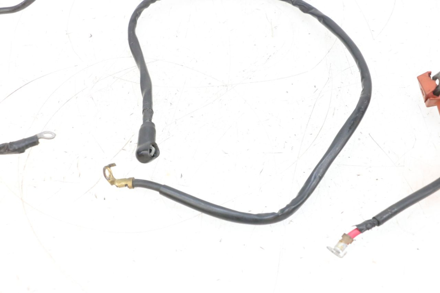 photo de BATTERY WIRE HARNESS SUZUKI GSXR GSX-R 1000 (2003 - 2004) - Fixing points details