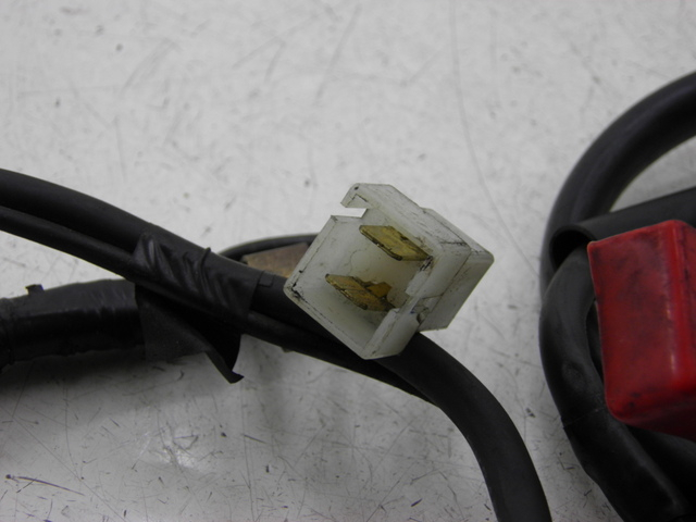 photo de BATTERY WIRE HARNESS YAMAHA TDM 900 (2004 - 2006) - Zoom on usage condition